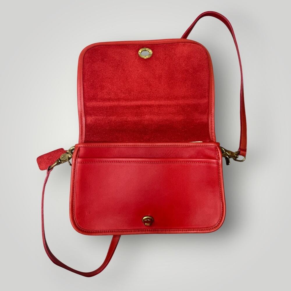 Vintage Coach Pocket Purse Crossbody Bag Red Made In USA 80's - Picture 4 of 16